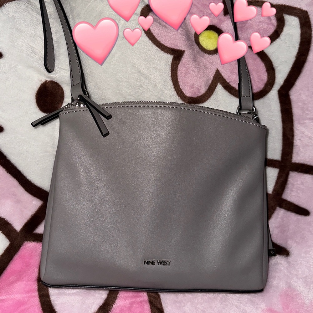 Gorgeous Nine West crossbody